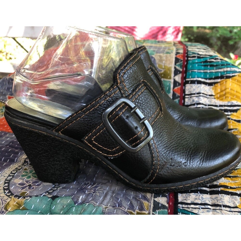 BORN BOC Black Leather Womens Sz 8 Buckle Strap High Heel Mule Clog